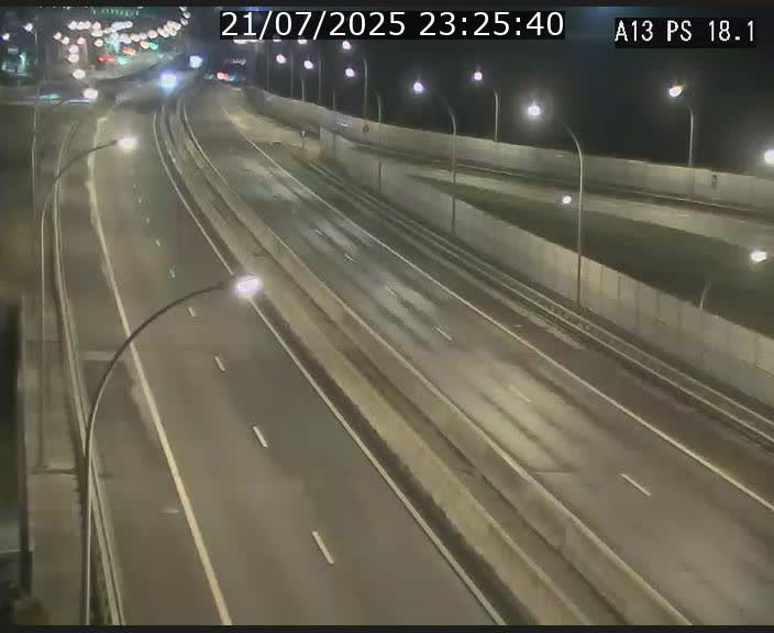 Traffic live webcam Luxembourg Dudelange - A13 direction Croix de Bettembourg - BK 18.1