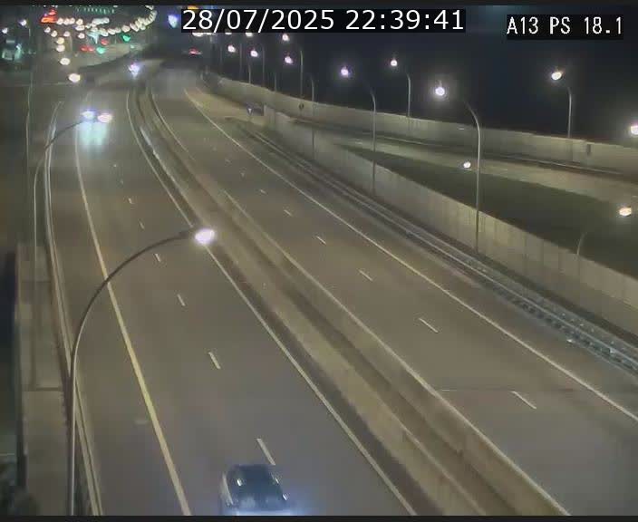 Traffic live webcam Luxembourg Dudelange - A13 direction Croix de Bettembourg - BK 18.1