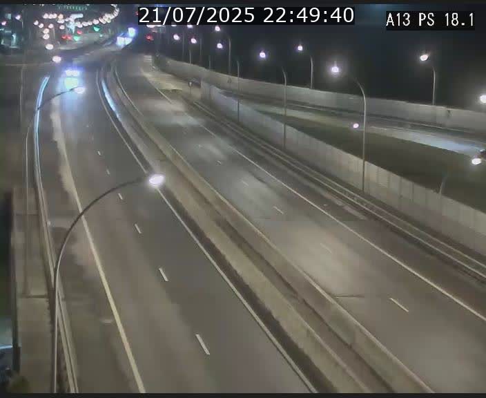 Traffic live webcam Luxembourg Dudelange - A13 direction Croix de Bettembourg - BK 18.1