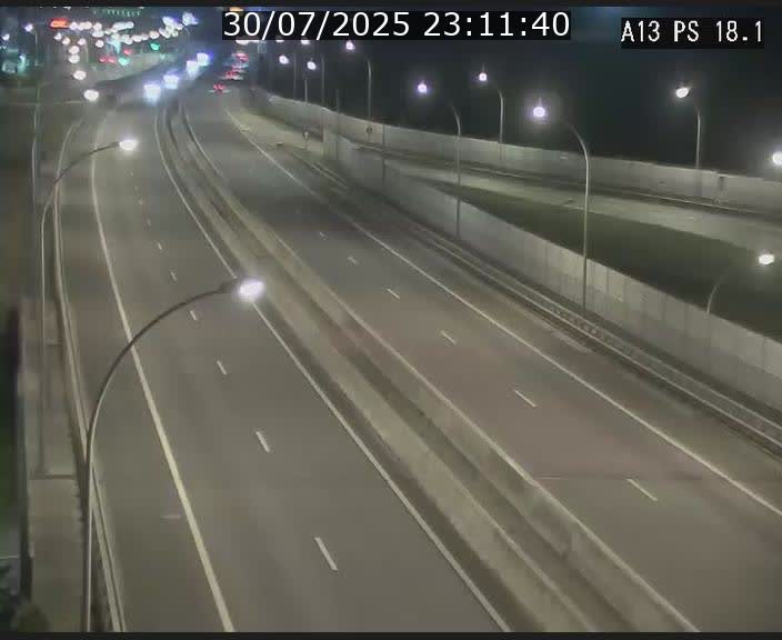Traffic live webcam Luxembourg Dudelange - A13 direction Croix de Bettembourg - BK 18.1
