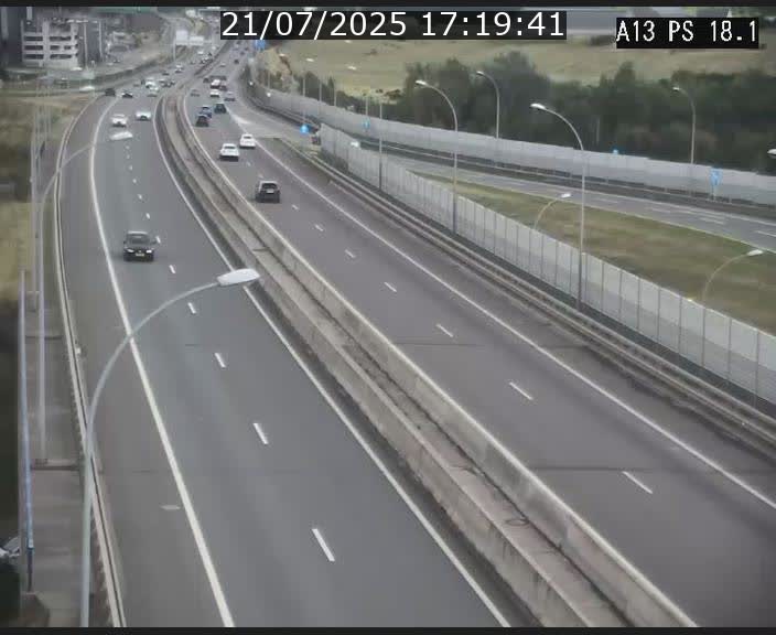 Traffic live webcam Luxembourg Dudelange - A13 direction Croix de Bettembourg - BK 18.1