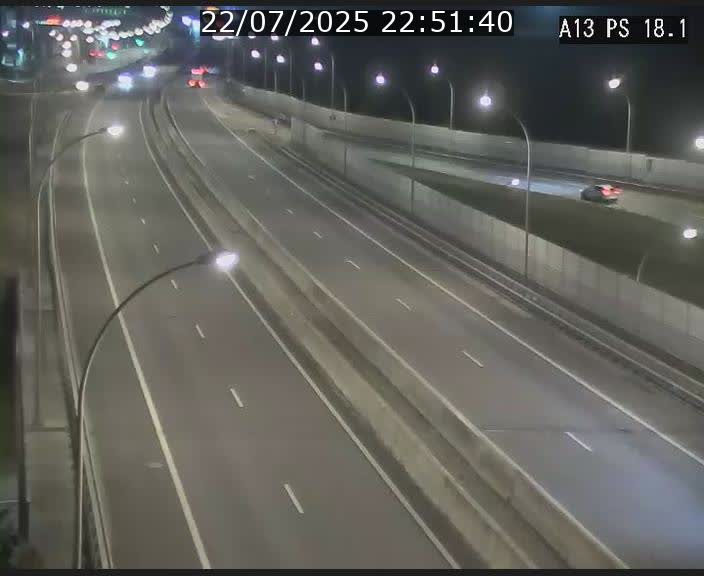Traffic live webcam Luxembourg Dudelange - A13 direction Croix de Bettembourg - BK 18.1