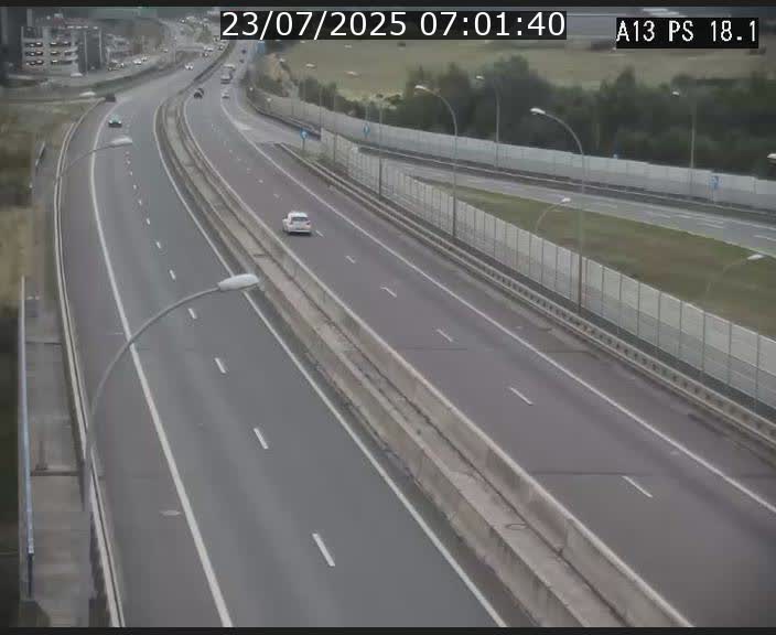 Traffic live webcam Luxembourg Dudelange - A13 direction Croix de Bettembourg - BK 18.1