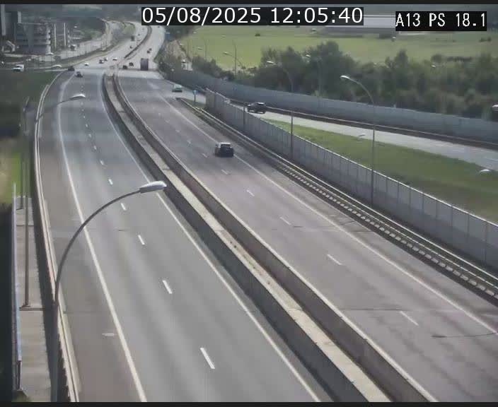 Traffic live webcam Luxembourg Dudelange - A13 direction Croix de Bettembourg - BK 18.1