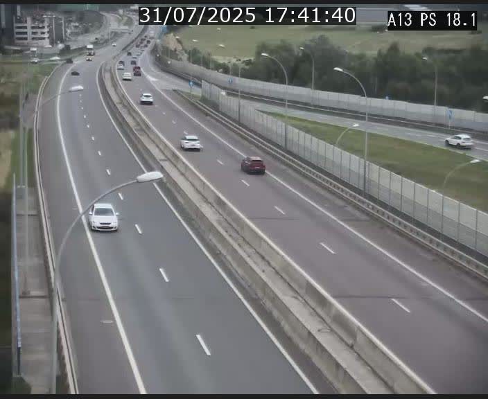 Traffic live webcam Luxembourg Dudelange - A13 direction Croix de Bettembourg - BK 18.1