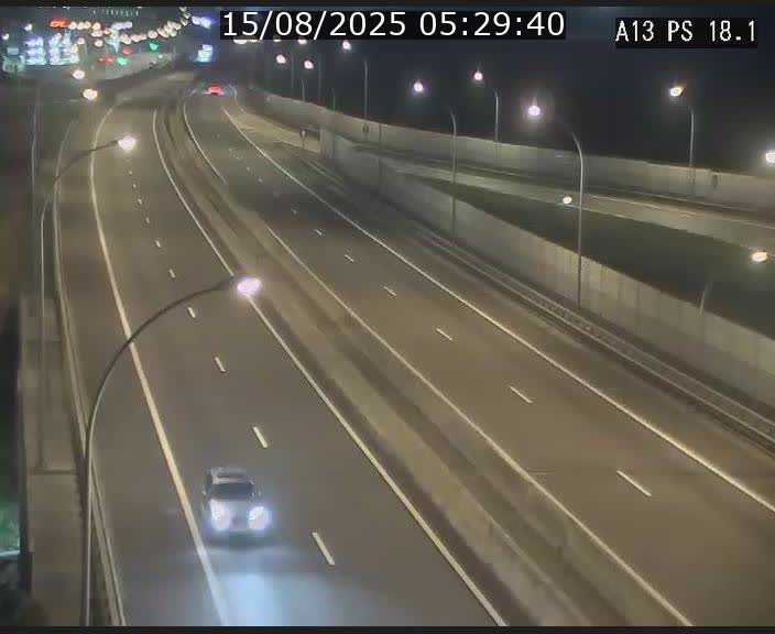 Traffic live webcam Luxembourg Dudelange - A13 direction Croix de Bettembourg - BK 18.1