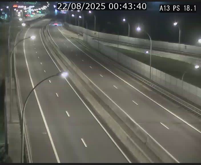 Traffic live webcam Luxembourg Dudelange - A13 direction Croix de Bettembourg - BK 18.1