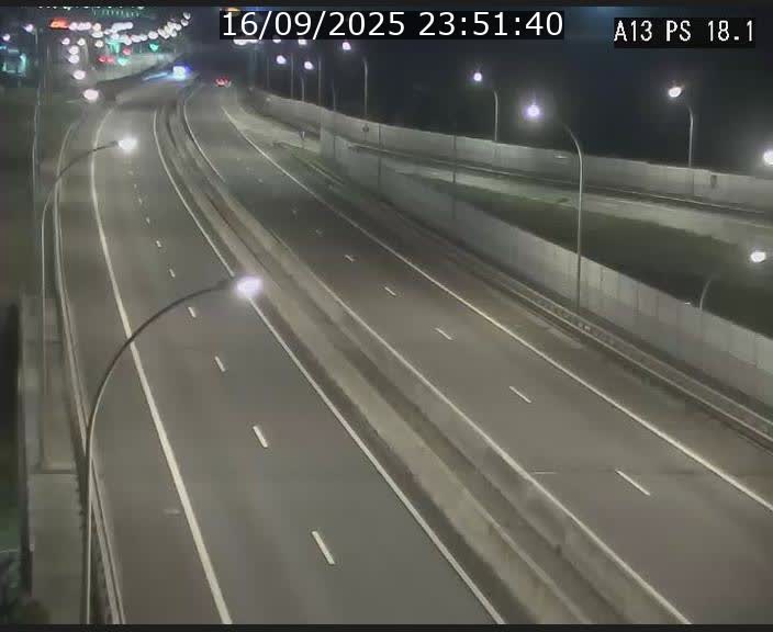 Traffic live webcam Luxembourg Dudelange - A13 direction Croix de Bettembourg - BK 18.1