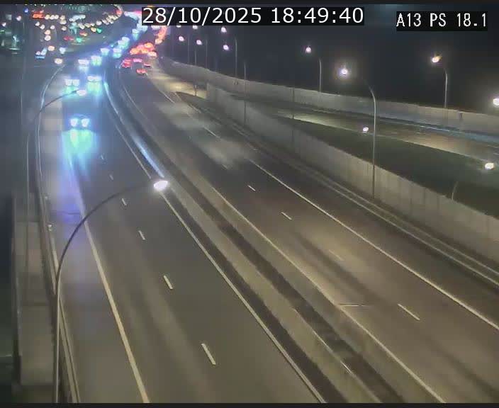Traffic live webcam Luxembourg Dudelange - A13 direction Croix de Bettembourg - BK 18.1