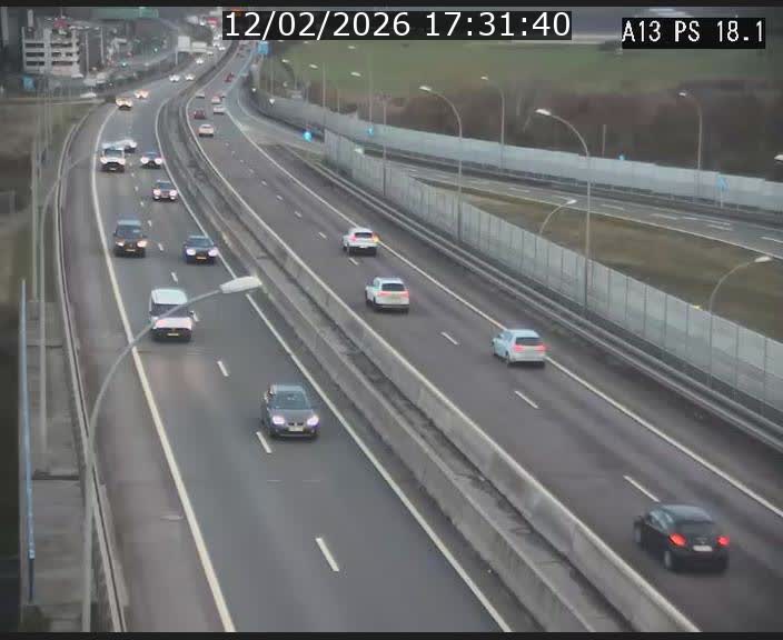 <h2>Traffic live webcam Luxembourg Dudelange - A13 direction Croix de Bettembourg - BK 18.1</h2>