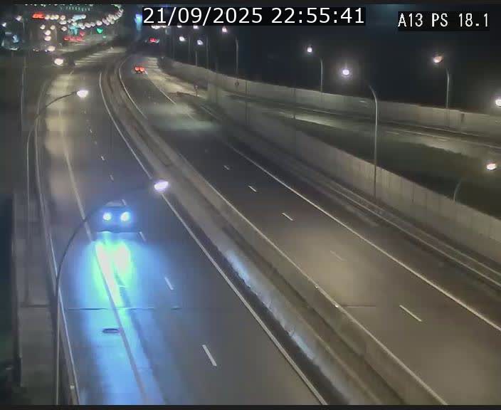 Traffic live webcam Luxembourg Dudelange - A13 direction Croix de Bettembourg - BK 18.1