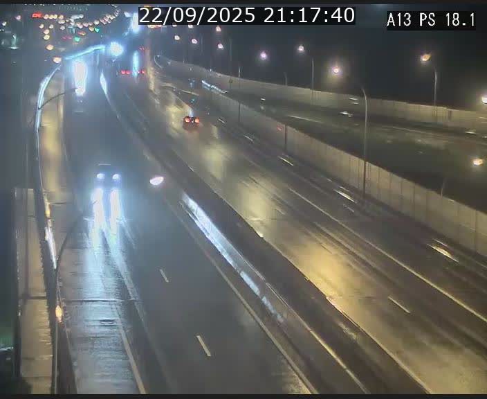 <h2>Traffic live webcam Luxembourg Dudelange - A13 direction Croix de Bettembourg - BK 18.1</h2>