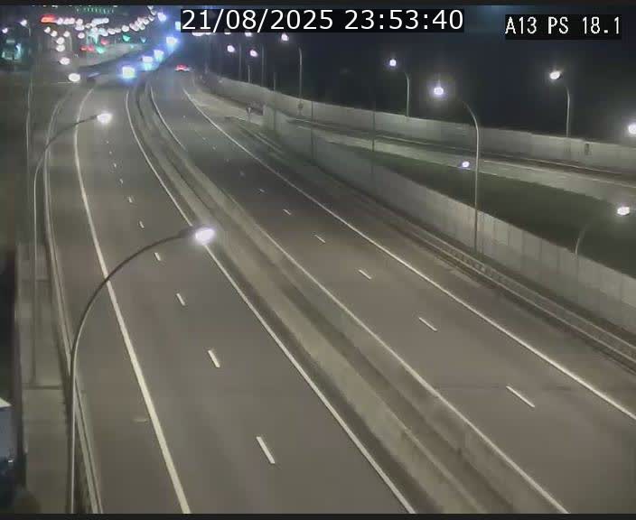 <h2>Traffic live webcam Luxembourg Dudelange - A13 direction Croix de Bettembourg - BK 18.1</h2>