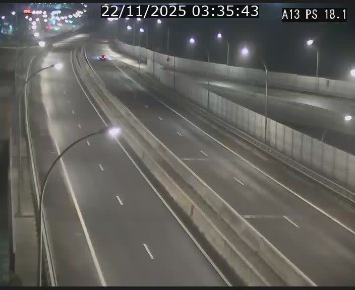 <h2>Traffic live webcam Luxembourg Dudelange - A13 direction Croix de Bettembourg - BK 18.1</h2>