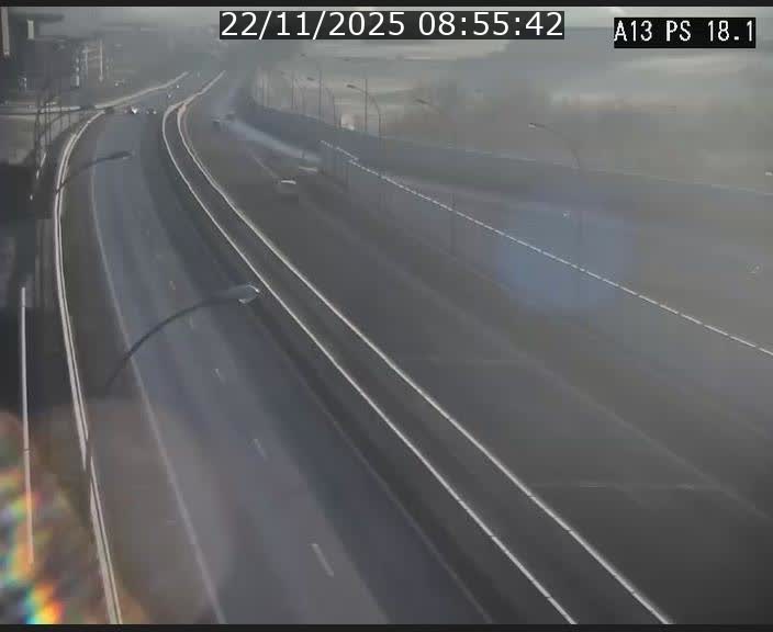 <h2>Traffic live webcam Luxembourg Dudelange - A13 direction Croix de Bettembourg - BK 18.1</h2>