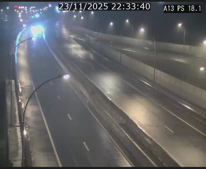 <h2>Traffic live webcam Luxembourg Dudelange - A13 direction Croix de Bettembourg - BK 18.1</h2>