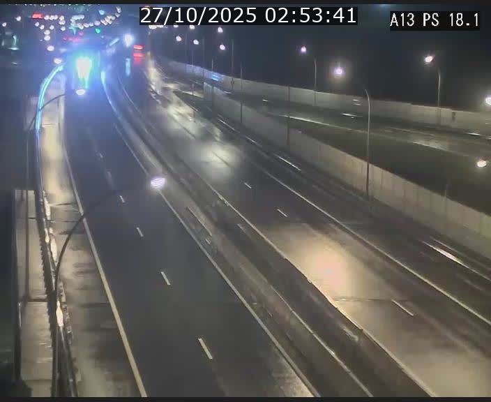 <h2>Traffic live webcam Luxembourg Dudelange - A13 direction Croix de Bettembourg - BK 18.1</h2>