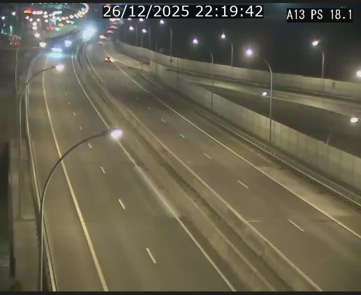 <h2>Traffic live webcam Luxembourg Dudelange - A13 direction Croix de Bettembourg - BK 18.1</h2>