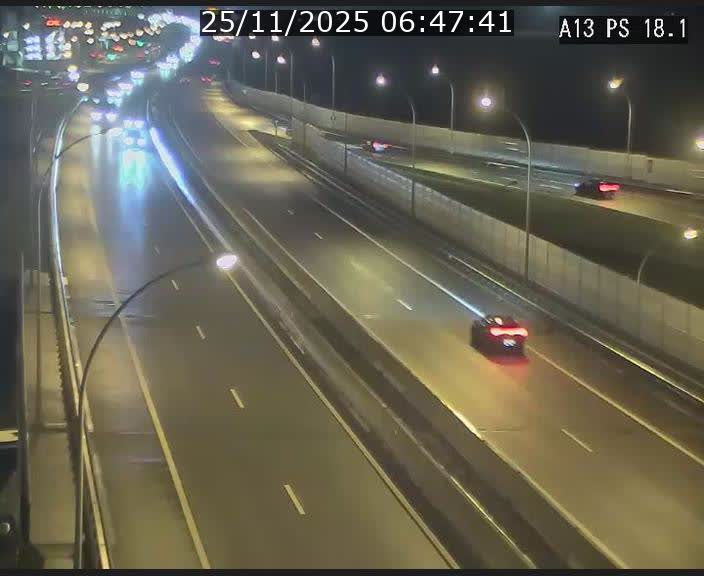 <h2>Traffic live webcam Luxembourg Dudelange - A13 direction Croix de Bettembourg - BK 18.1</h2>