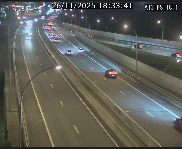 <h2>Traffic live webcam Luxembourg Dudelange - A13 direction Croix de Bettembourg - BK 18.1</h2>