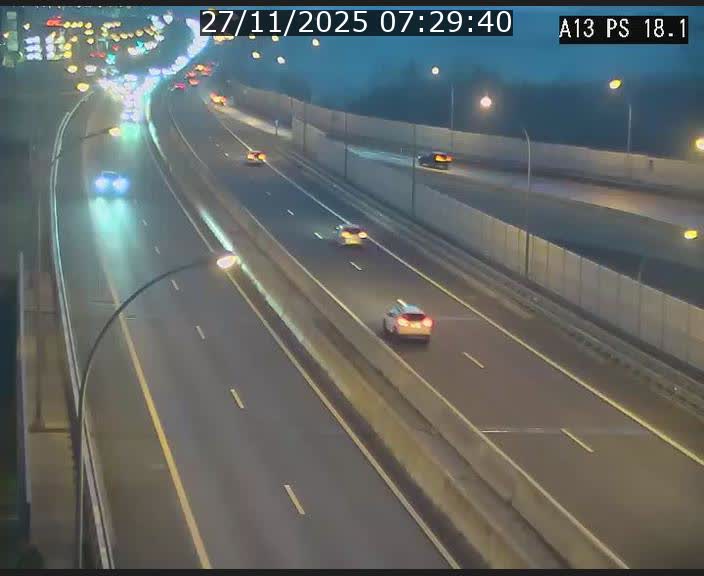 <h2>Traffic live webcam Luxembourg Dudelange - A13 direction Croix de Bettembourg - BK 18.1</h2>