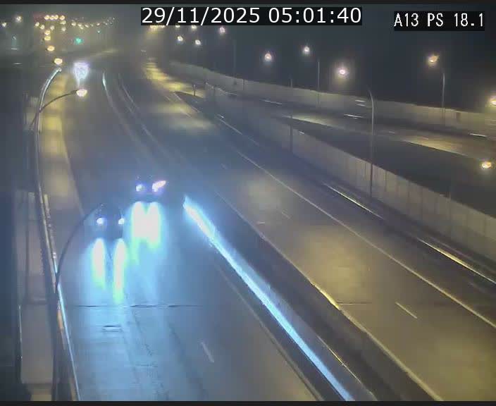 <h2>Traffic live webcam Luxembourg Dudelange - A13 direction Croix de Bettembourg - BK 18.1</h2>