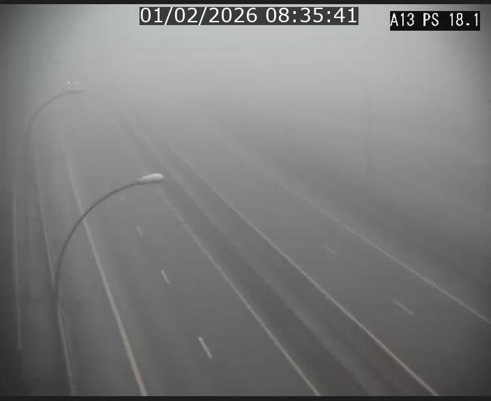 Traffic live webcam Luxembourg Dudelange - A13 direction Croix de Bettembourg - BK 18.1