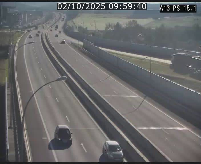 <h2>Traffic live webcam Luxembourg Dudelange - A13 direction Croix de Bettembourg - BK 18.1</h2>