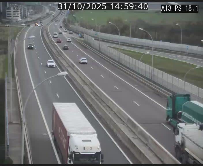 <h2>Traffic live webcam Luxembourg Dudelange - A13 direction Croix de Bettembourg - BK 18.1</h2>