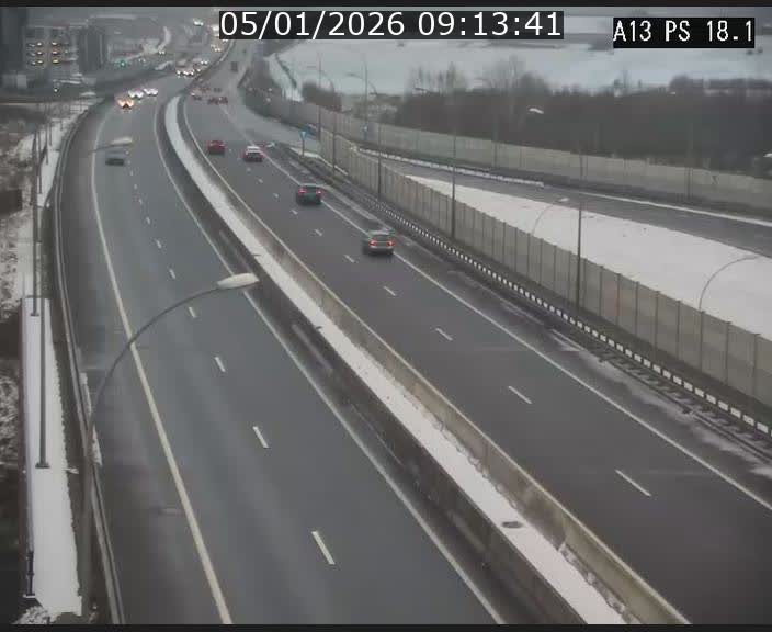 Traffic live webcam Luxembourg Dudelange - A13 direction Croix de Bettembourg - BK 18.1