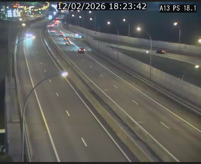 <h2>Traffic live webcam Luxembourg Dudelange - A13 direction Croix de Bettembourg - BK 18.1</h2>