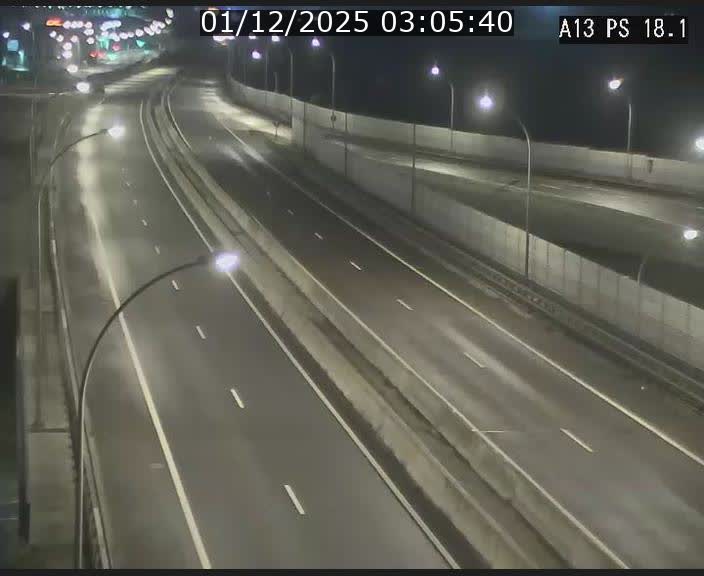 <h2>Traffic live webcam Luxembourg Dudelange - A13 direction Croix de Bettembourg - BK 18.1</h2>