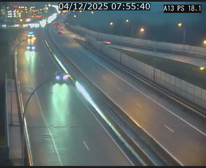 <h2>Traffic live webcam Luxembourg Dudelange - A13 direction Croix de Bettembourg - BK 18.1</h2>