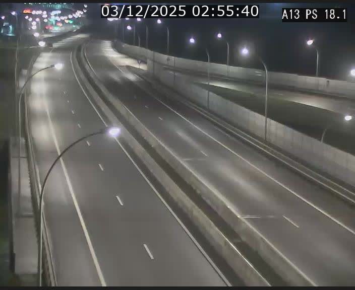 <h2>Traffic live webcam Luxembourg Dudelange - A13 direction Croix de Bettembourg - BK 18.1</h2>