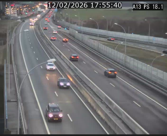 <h2>Traffic live webcam Luxembourg Dudelange - A13 direction Croix de Bettembourg - BK 18.1</h2>