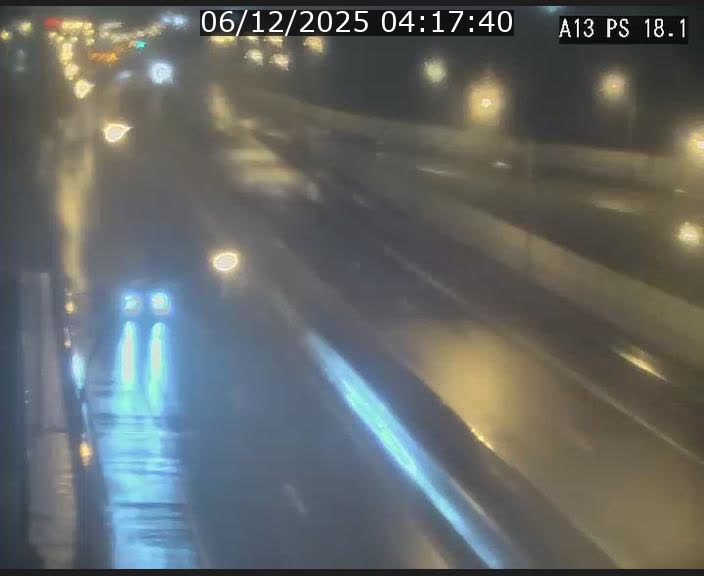 <h2>Traffic live webcam Luxembourg Dudelange - A13 direction Croix de Bettembourg - BK 18.1</h2>