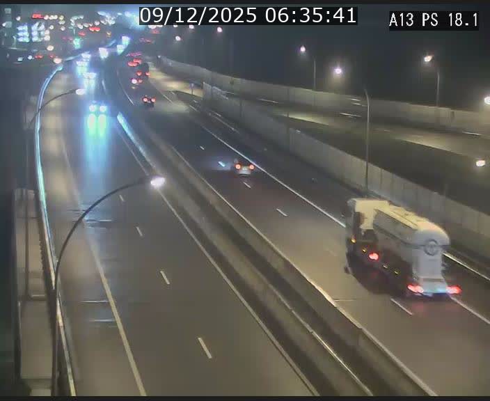 <h2>Traffic live webcam Luxembourg Dudelange - A13 direction Croix de Bettembourg - BK 18.1</h2>