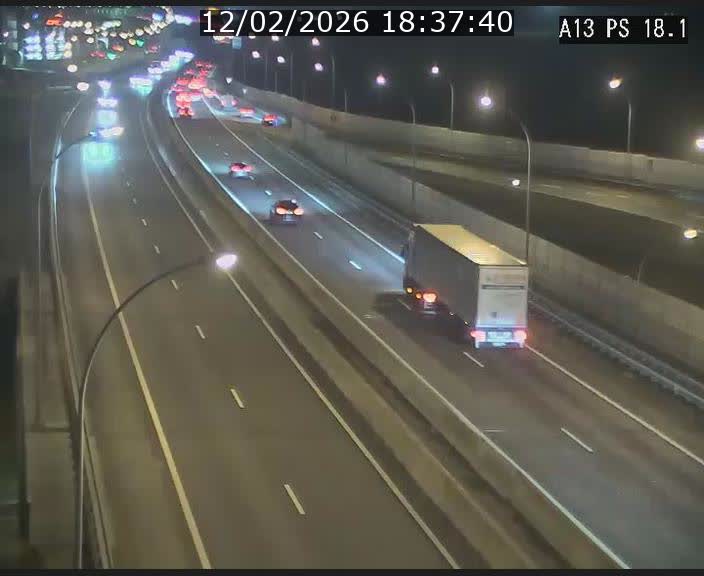 <h2>Traffic live webcam Luxembourg Dudelange - A13 direction Croix de Bettembourg - BK 18.1</h2>