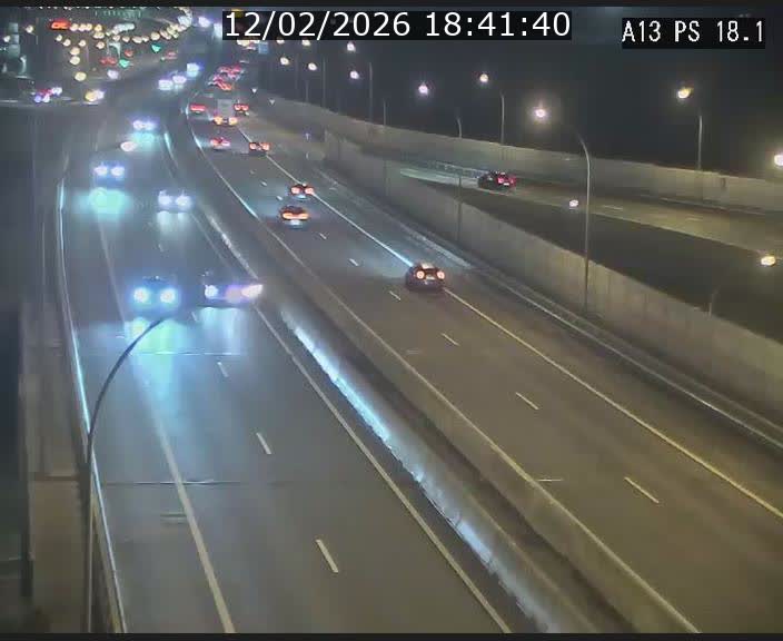 <h2>Traffic live webcam Luxembourg Dudelange - A13 direction Croix de Bettembourg - BK 18.1</h2>