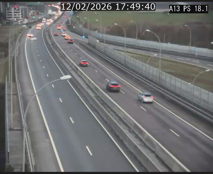 <h2>Traffic live webcam Luxembourg Dudelange - A13 direction Croix de Bettembourg - BK 18.1</h2>