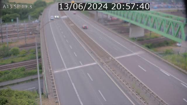 Traffic live webcam Luxembourg Croix de Bettembourg - A13 direction Esch-sur-Alzette - BK 19.8