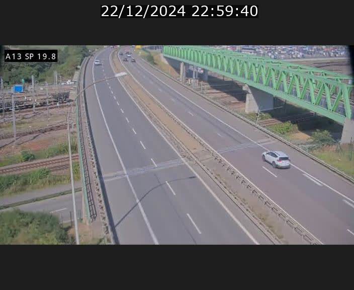 Traffic live webcam Luxembourg Croix de Bettembourg - A13 direction Esch-sur-Alzette - BK 19.8