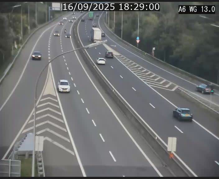 <h2>Traffic live webcam Luxembourg Mamer - A6 - BK 13 - direction Luxembourg/France/Allemagne</h2>
