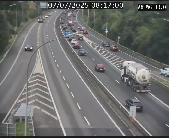 Traffic live webcam Luxembourg Mamer - A6 - BK 13 - direction Luxembourg/France/Allemagne