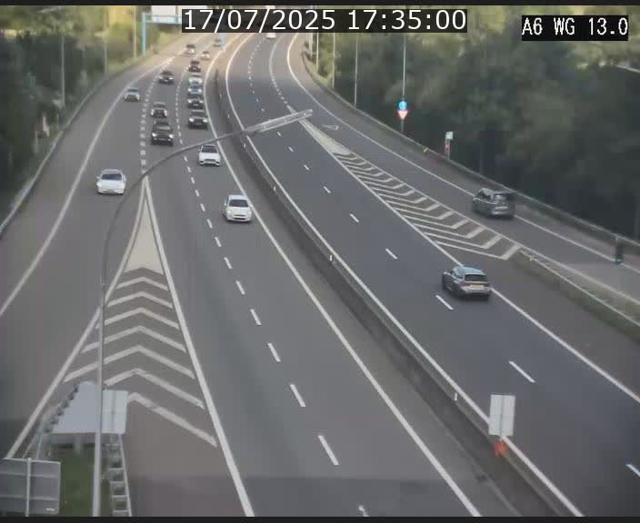 Traffic live webcam Luxembourg Mamer - A6 - BK 13 - direction Luxembourg/France/Allemagne