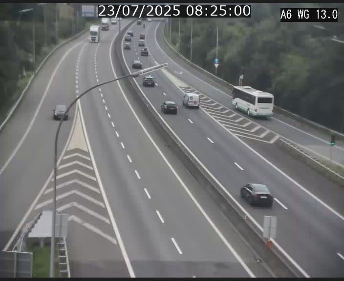 Traffic live webcam Luxembourg Mamer - A6 - BK 13 - direction Luxembourg/France/Allemagne