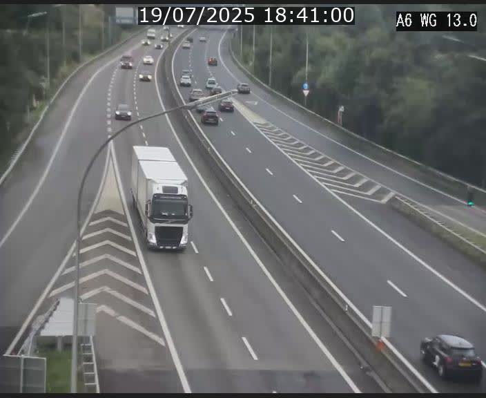 Traffic live webcam Luxembourg Mamer - A6 - BK 13 - direction Luxembourg/France/Allemagne