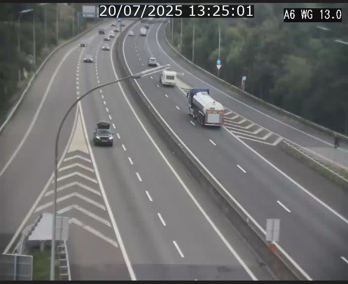 Traffic live webcam Luxembourg Mamer - A6 - BK 13 - direction Luxembourg/France/Allemagne