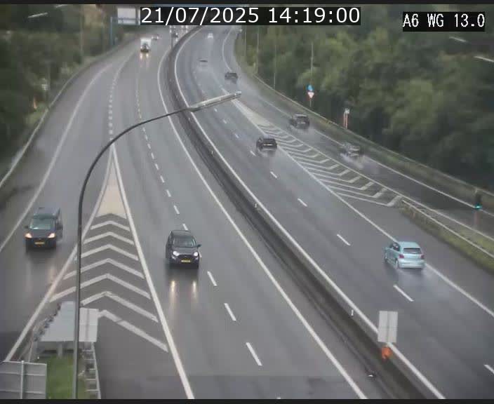 Traffic live webcam Luxembourg Mamer - A6 - BK 13 - direction Luxembourg/France/Allemagne