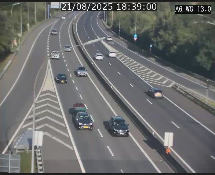<h2>Traffic live webcam Luxembourg Mamer - A6 - BK 13 - direction Luxembourg/France/Allemagne</h2>